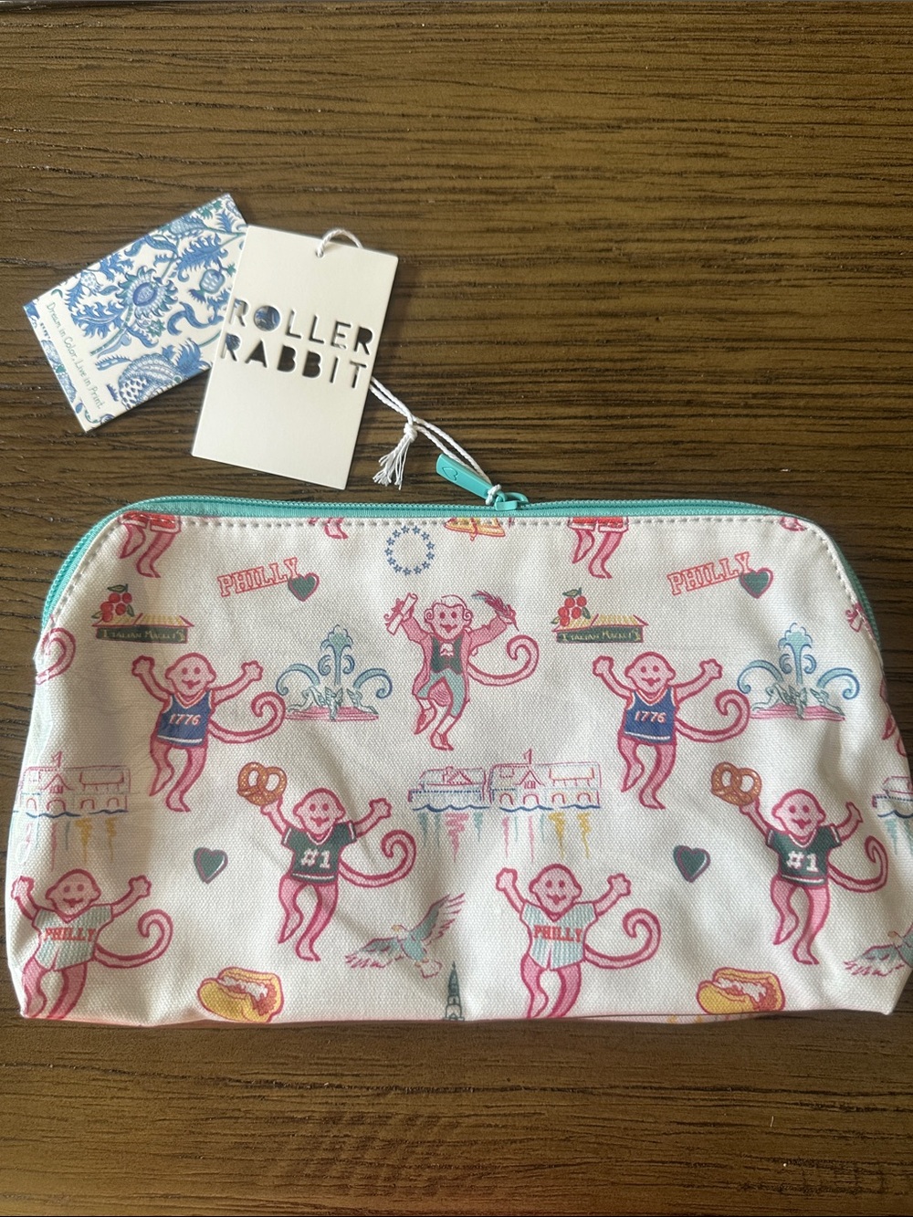 Roller Rabbit Philadelphia Large  Makeup Bag NWT